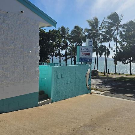 Emthree Seaside Apartments Townsville Exterior photo