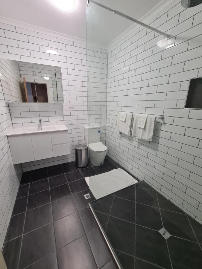 Emthree Seaside Apartments Townsville Exterior photo
